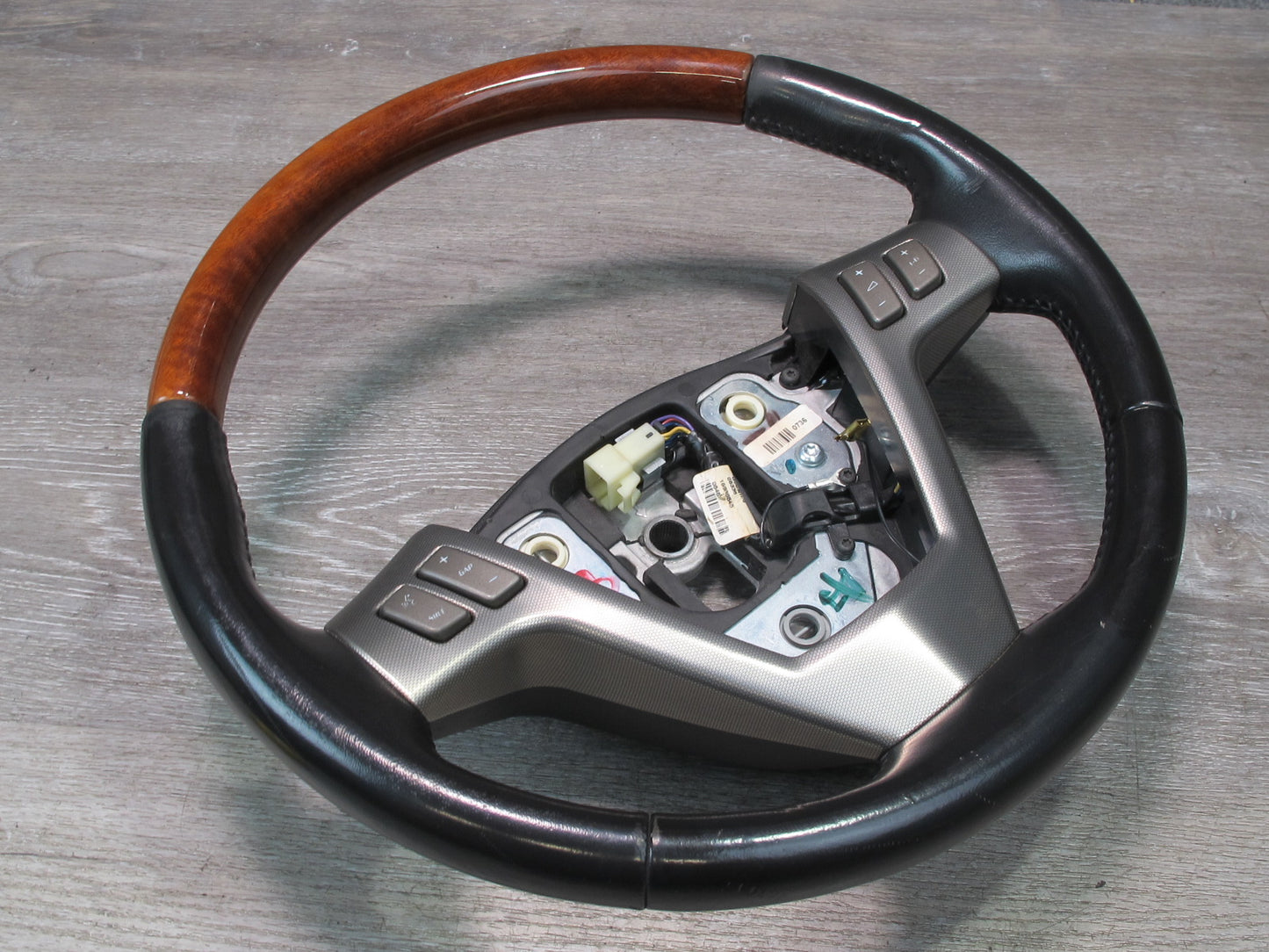 2004-2007 Cadillac XLR Leather Wood Steering w Controls