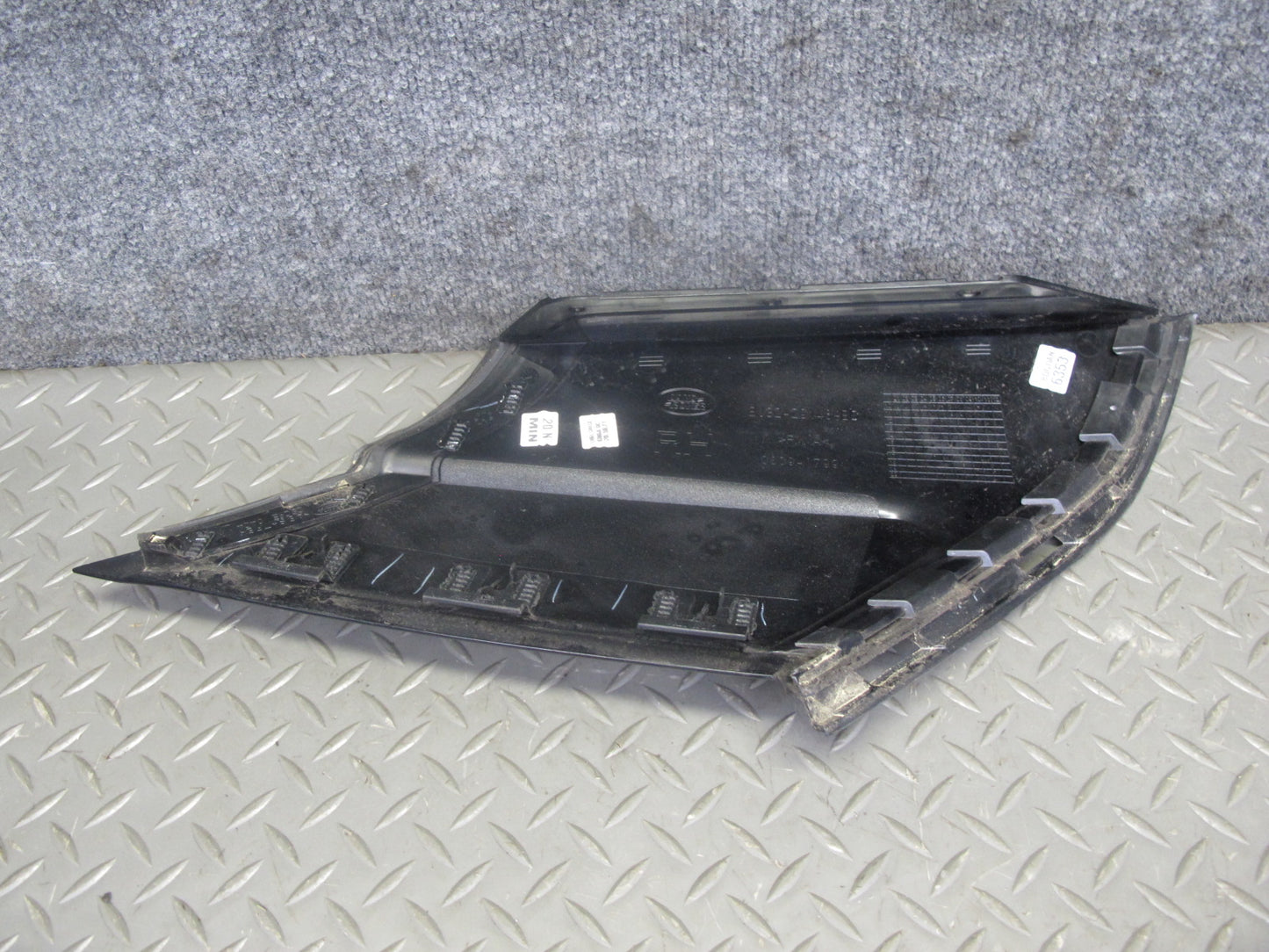 2012-2019 Range Rover Evoque L538 Rear Exterior D Pillar Trim Molding Panel Set