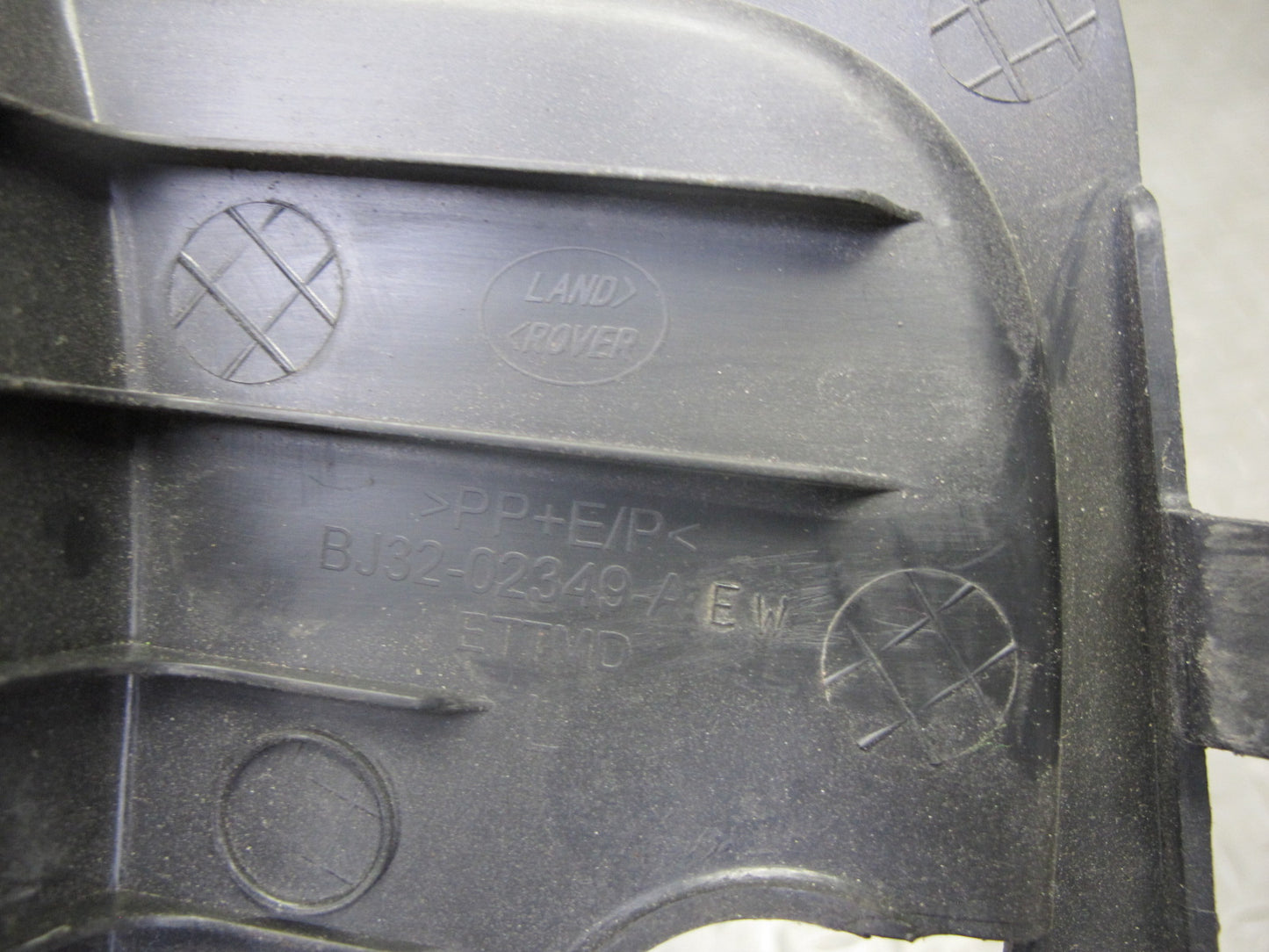 2012-2019 Range Rover Evoque L538 Front Left & Right Kick Trim Cover Panel Set