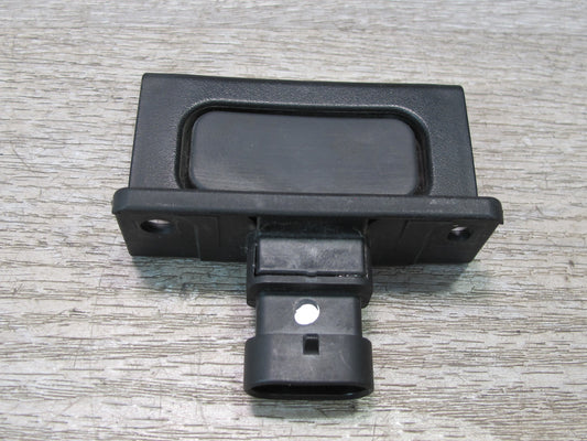 2004-2009 Cadillac XLR Front Left Driver Side Release Switch Button
