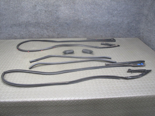 93-96 Nissan Z32 300ZX Convert Rear Door Weatherstrip Rubber Seal Gasket Set