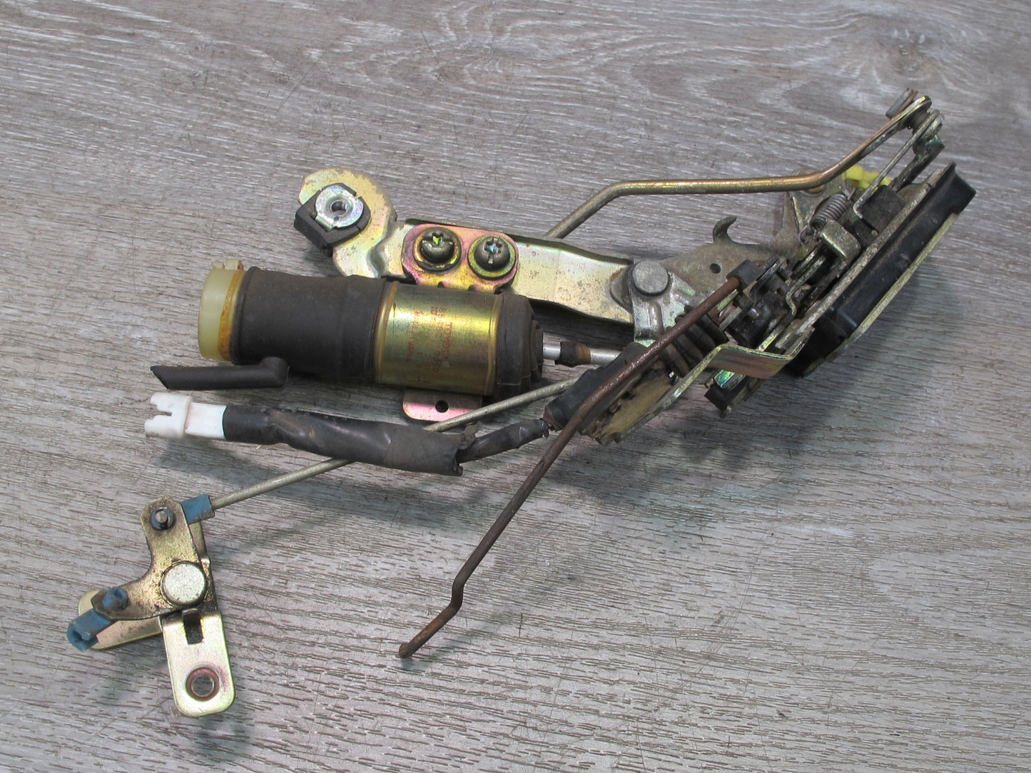 85-89 Toyota MR2 AW15 Left Driver Door Lock Latch Actuator w Motor Assembly OEM
