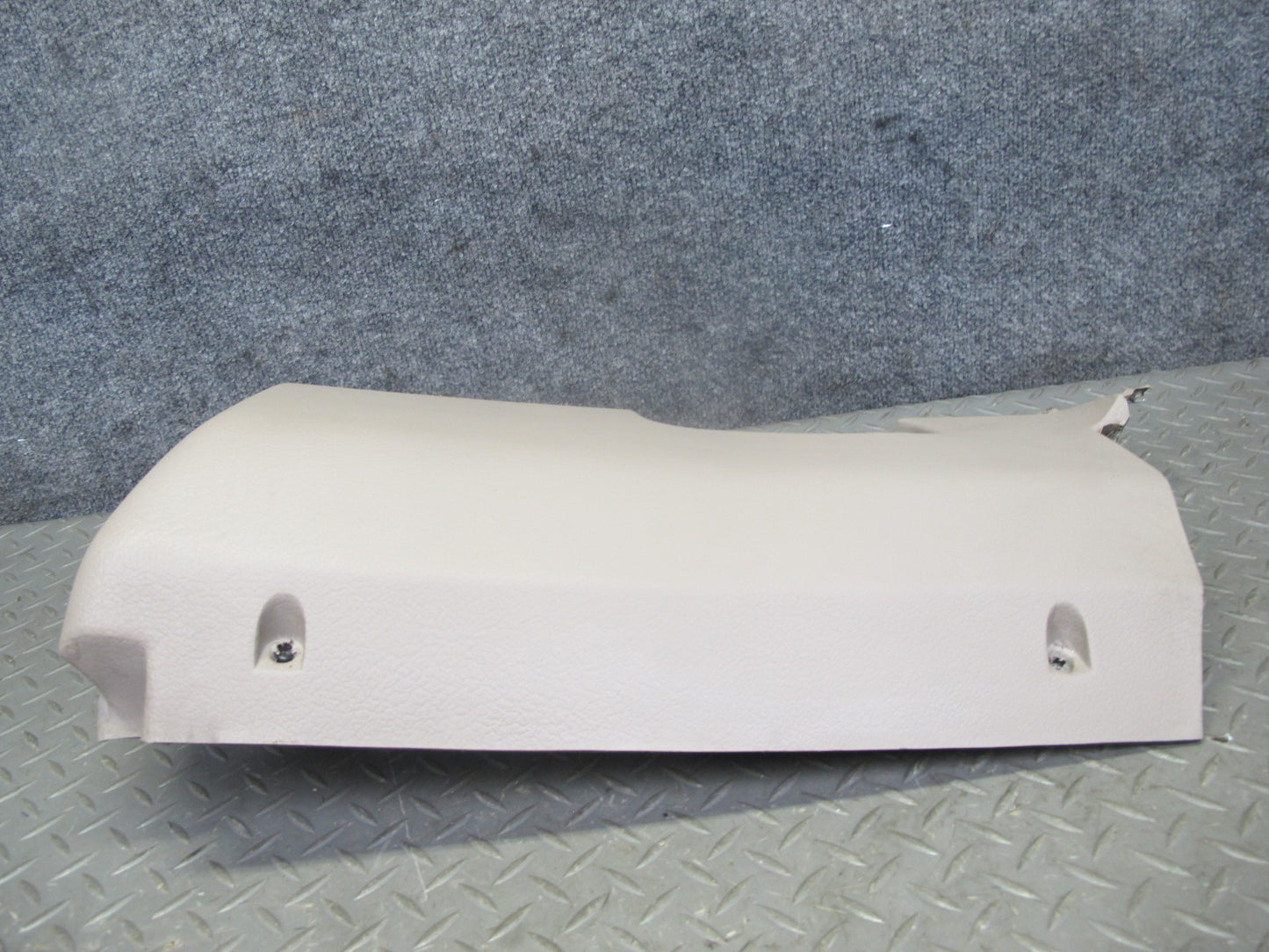 92-95 BMW E34 5-SERIES Front Dash Left Knee Trim Cover Panel Perchment OEM
