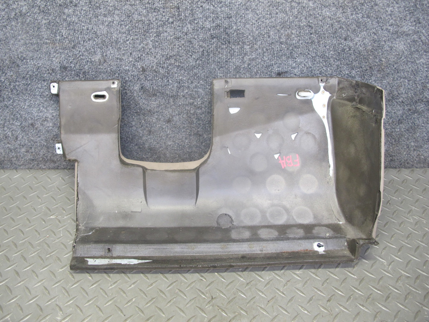 92-95 BMW E34 5-SERIES Front Dash Left Knee Trim Cover Panel Perchment OEM