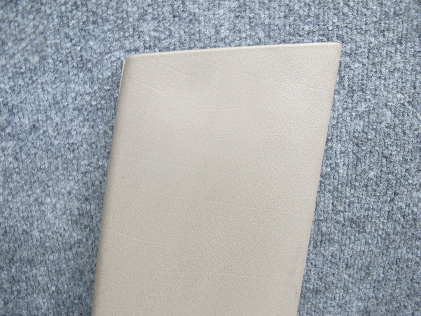 93-95 BMW E34 5-SERIES Set of 2 Left & Right Lower B-pillar Trim Cover OEM