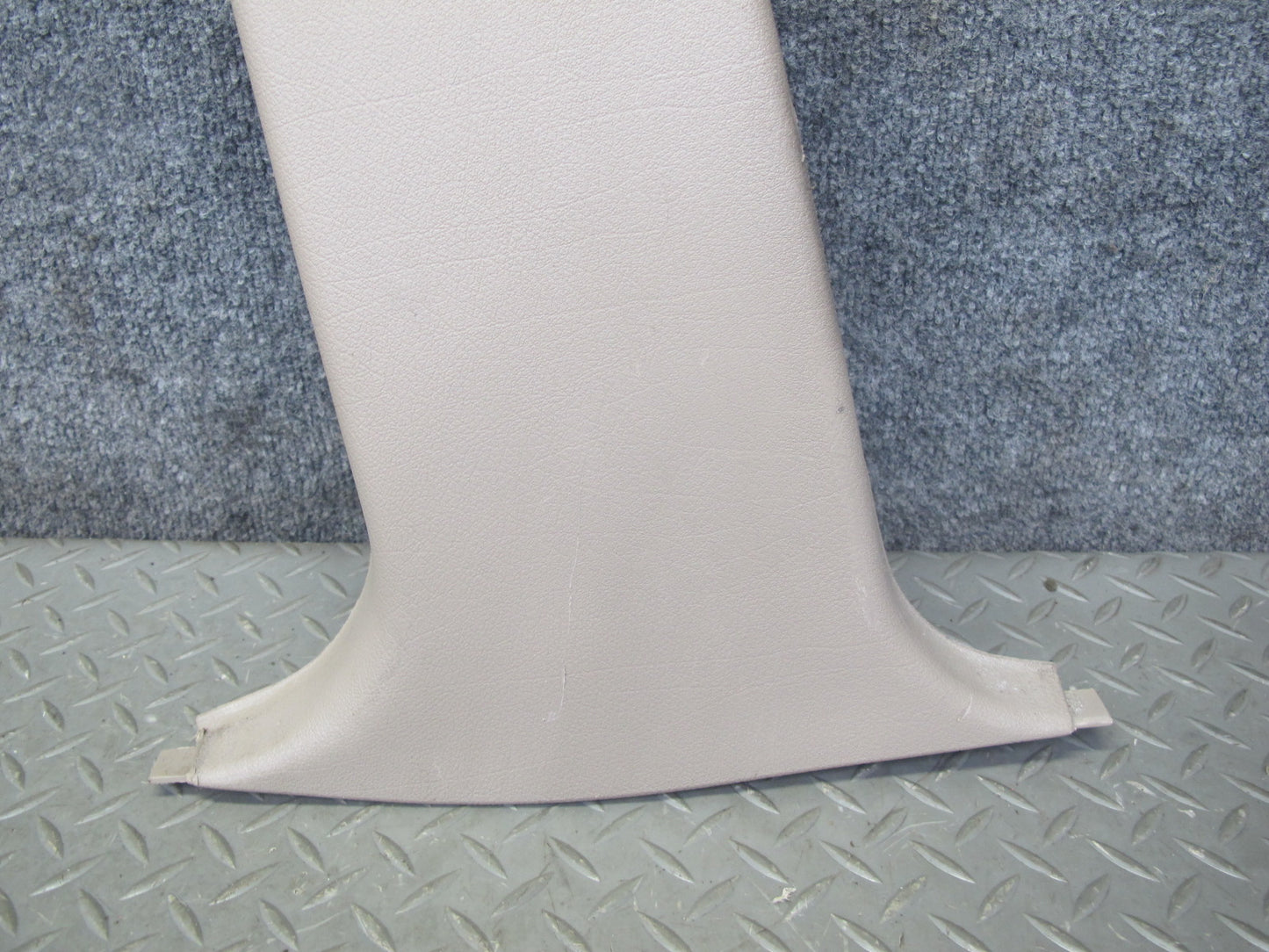 93-95 BMW E34 5-SERIES Set of 2 Left & Right Lower B-pillar Trim Cover OEM