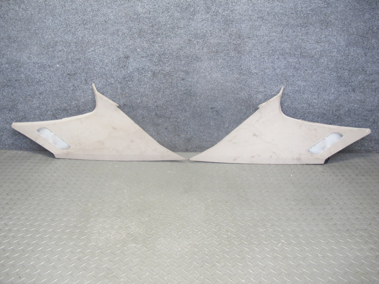 91-95 BMW E34 5-SERIES Sedan Rear Left & Right C-pillar Trim w Lights Set OEM