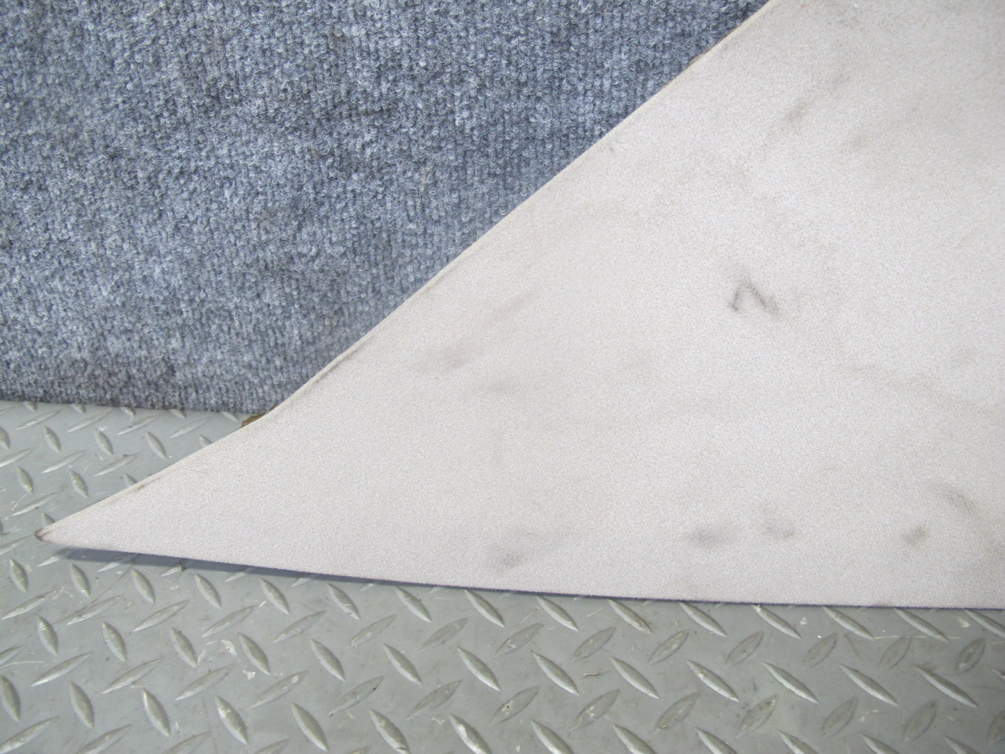 91-95 BMW E34 5-SERIES Sedan Rear Left & Right C-pillar Trim w Lights Set OEM