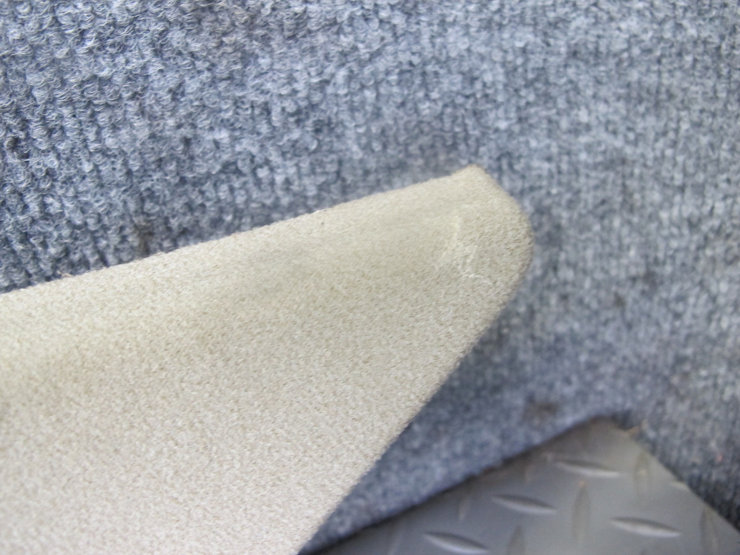 91-95 BMW E34 5-SERIES Sedan Rear Left & Right C-pillar Trim w Lights Set OEM