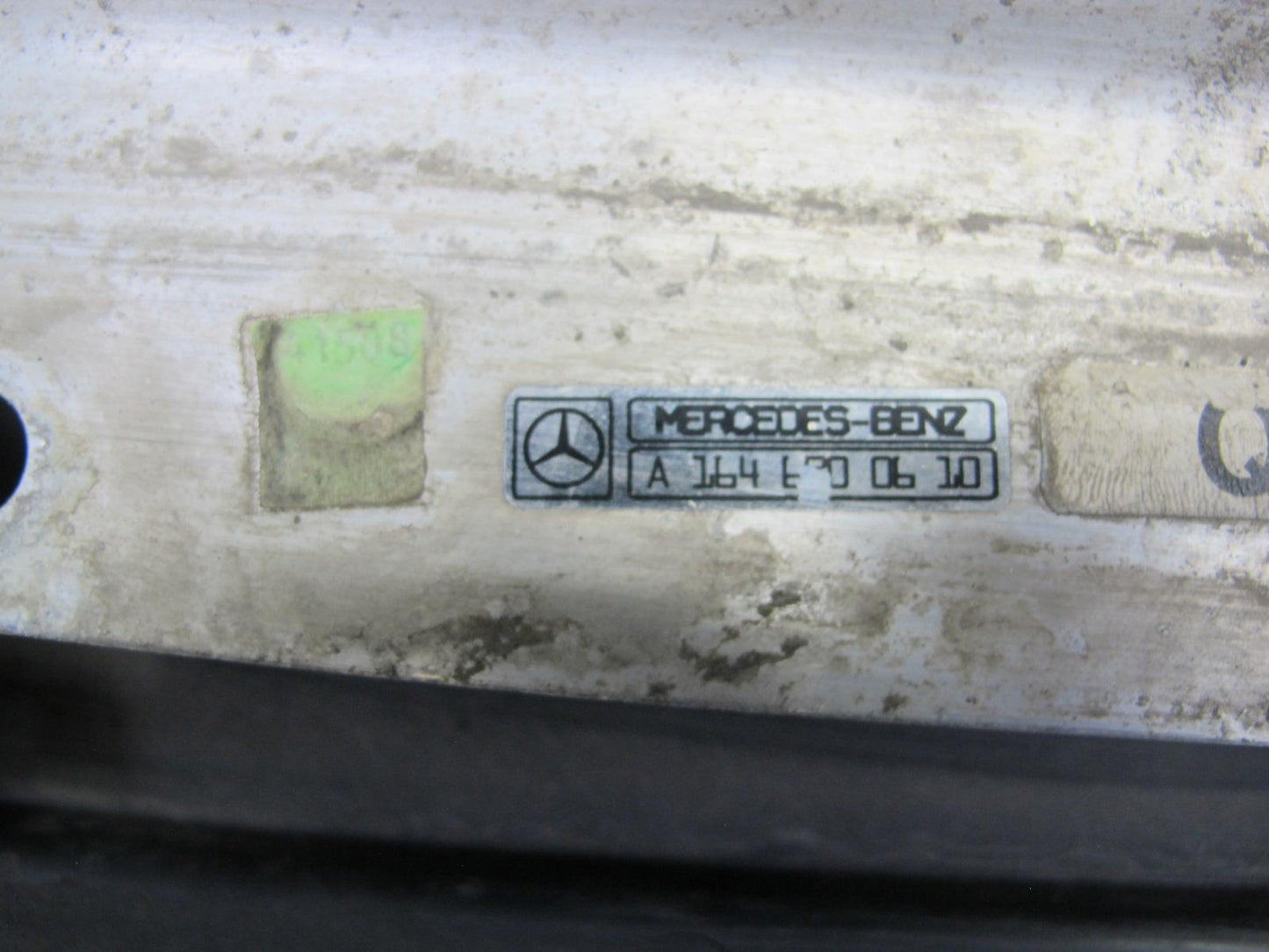 06-11 Mercedes W164 Ml-class Set of 2 Right & Left Running Board Step Panel OEM