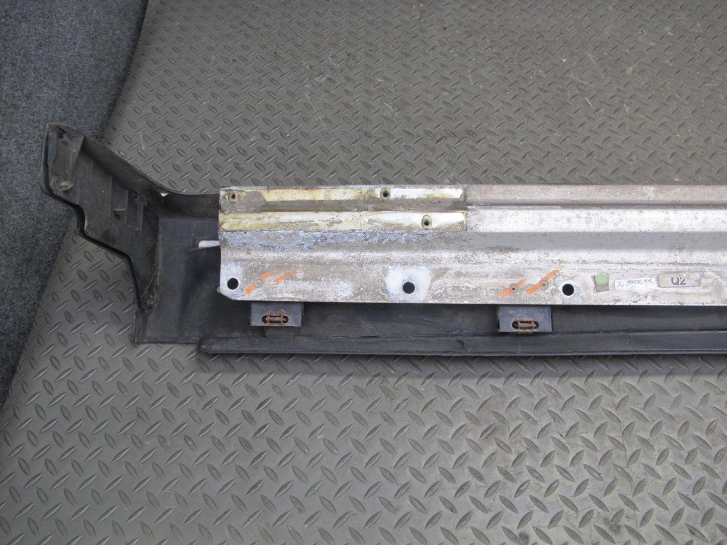 06-11 Mercedes W164 Ml-class Set of 2 Right & Left Running Board Step Panel OEM