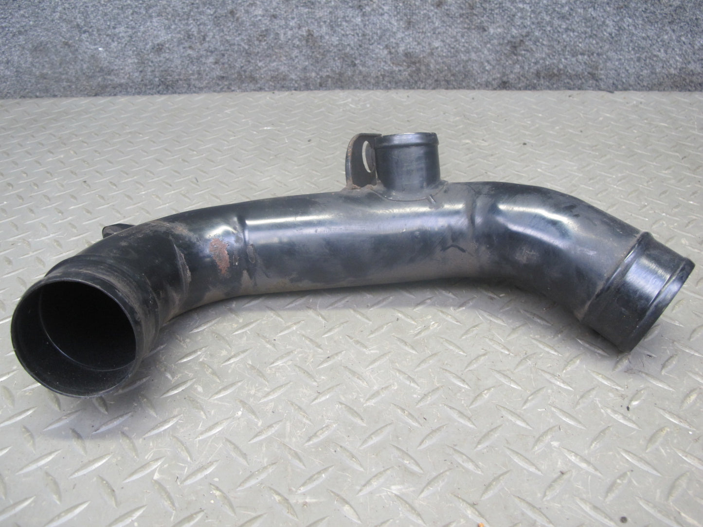 90-96 Nissan 300ZX Z32 NA M/T Set of 2 Front Air Intake Hose Pipe Duct OEM