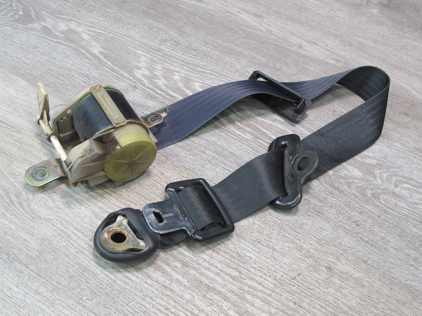 85-89 TOYOTA MR2 FRONT LEFT & RIGHT SIDE SEATBELT RETRACTOR SET OEM