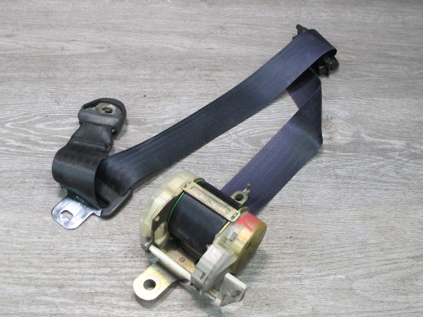 85-89 TOYOTA MR2 FRONT LEFT & RIGHT SIDE SEATBELT RETRACTOR SET OEM