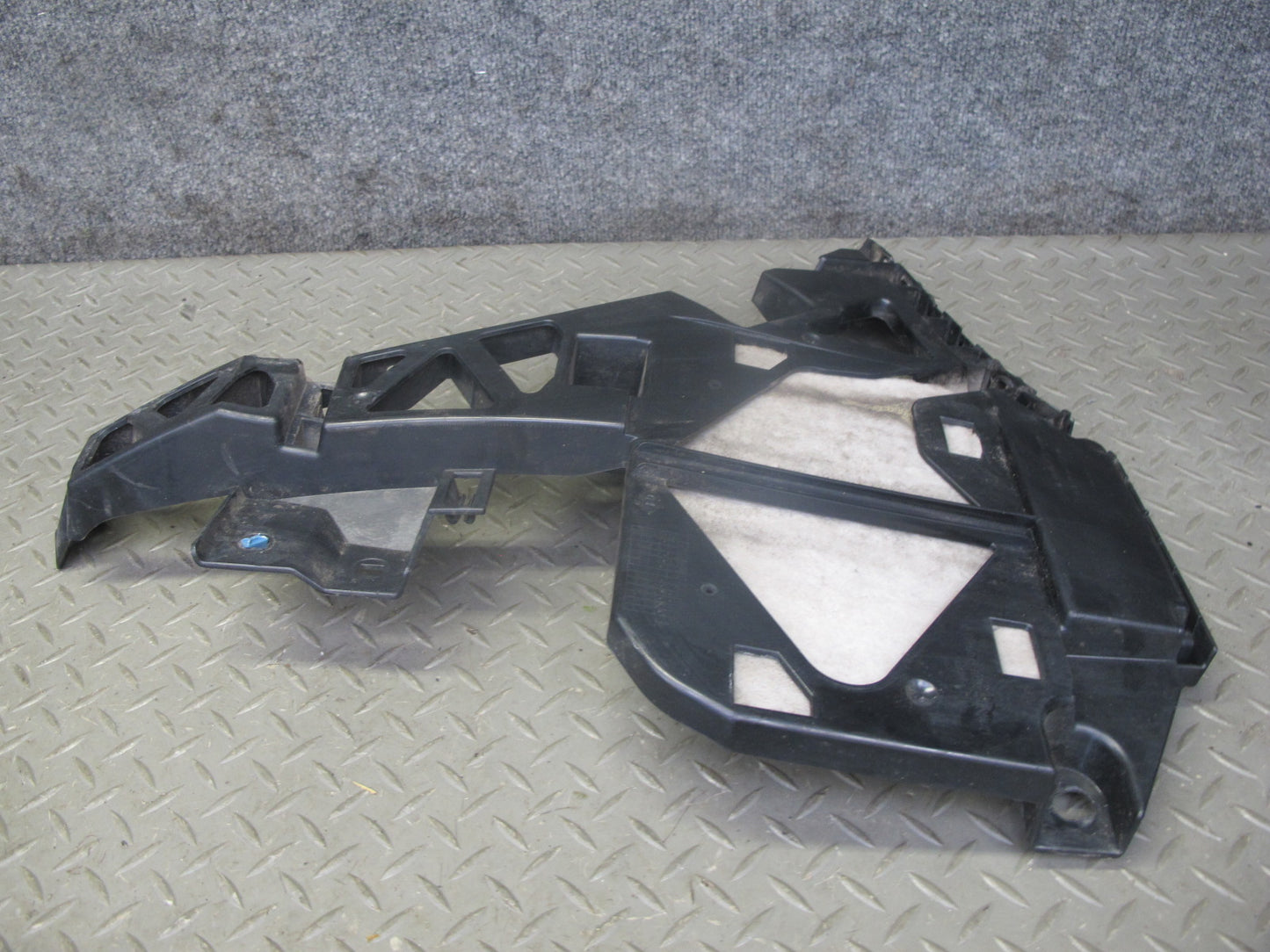 12-15 Mercedes W166 Ml-class Set of 5 Rear Bumper Mount Support Bracket OEM