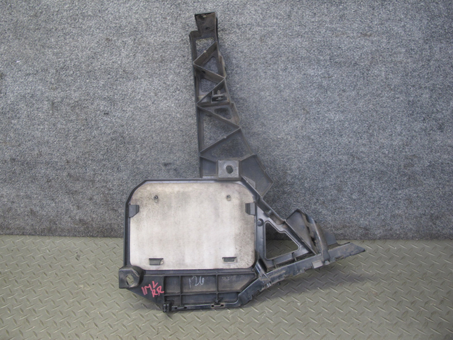 12-15 Mercedes W166 Ml-class Set of 5 Rear Bumper Mount Support Bracket OEM