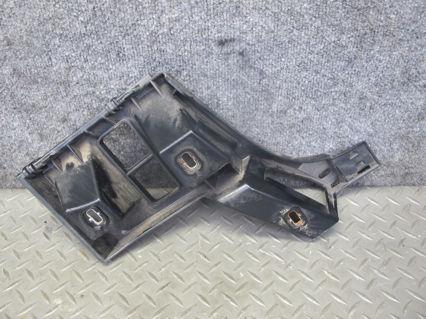 12-15 Mercedes W166 Ml-class Set of 5 Rear Bumper Mount Support Bracket OEM