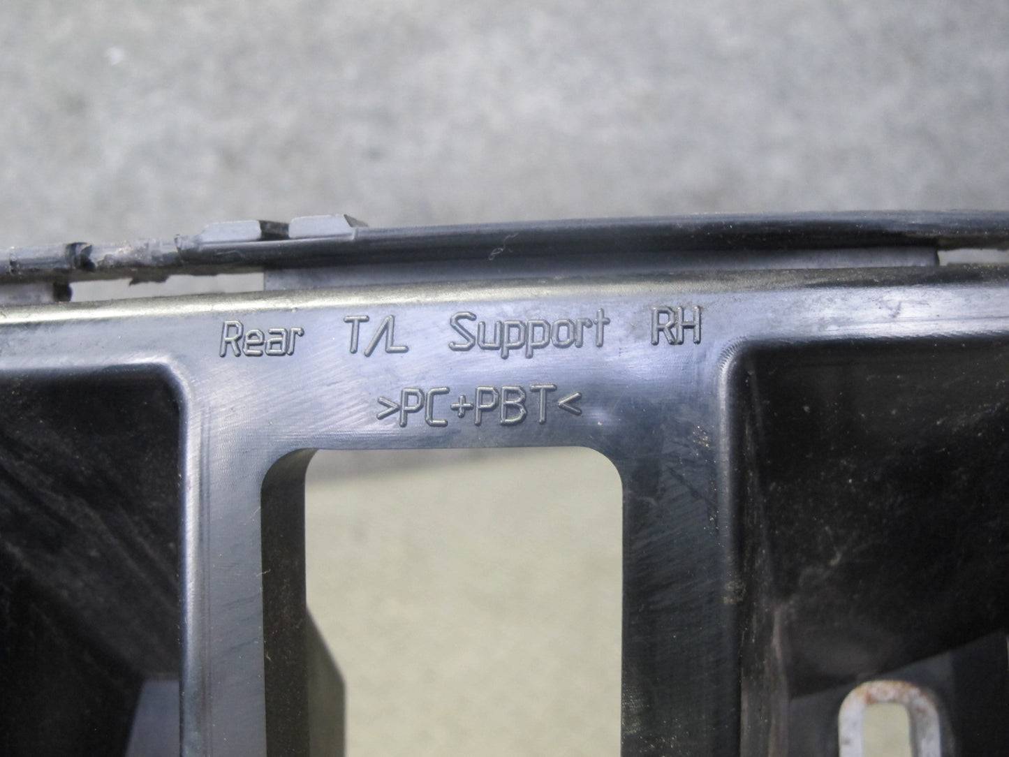 12-15 Mercedes W166 Ml-class Set of 5 Rear Bumper Mount Support Bracket OEM