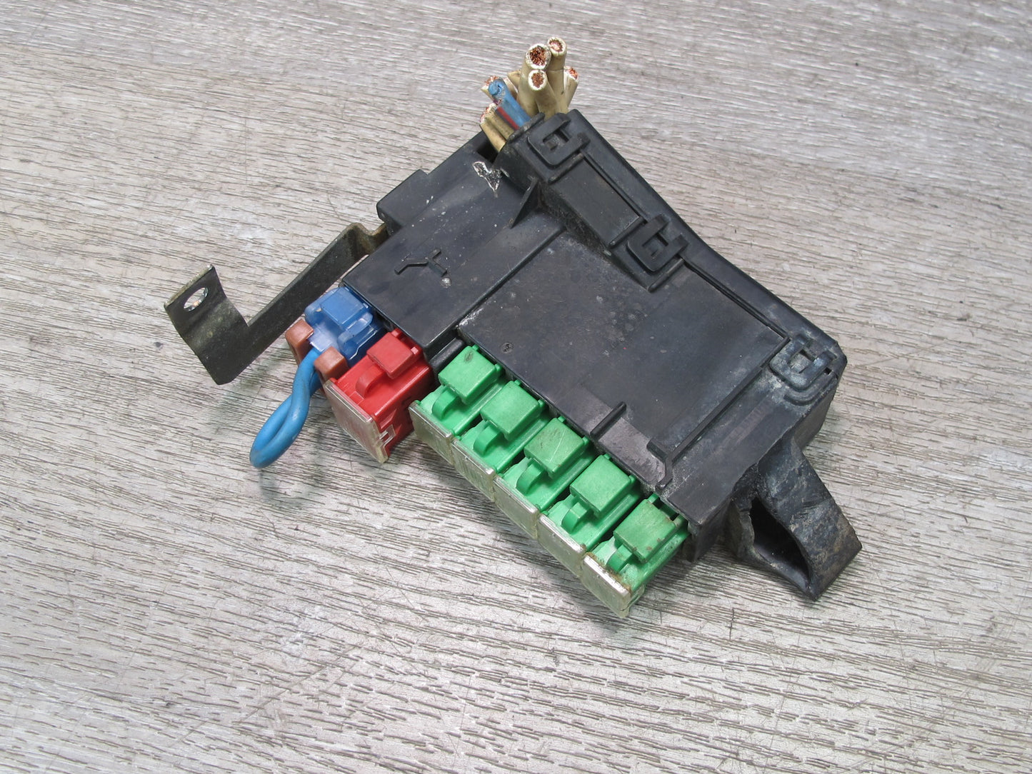 90-96 Nissan Z32 300ZX Engine Bay Fuse Relay Box OEM