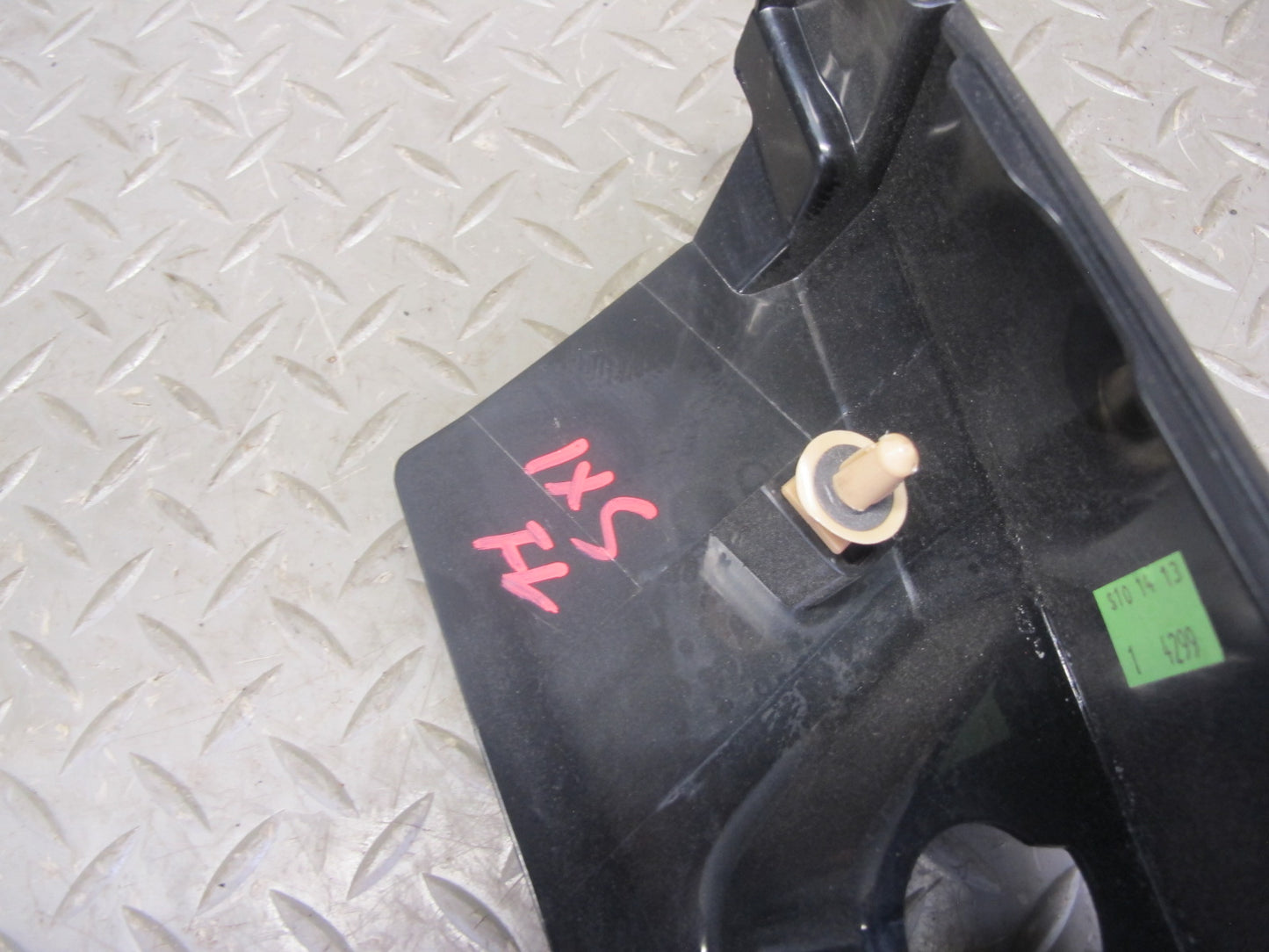 2008-2014 BMW E71 E72 X6 Front Left & Right Kick Trim Cover Panel Set of 2