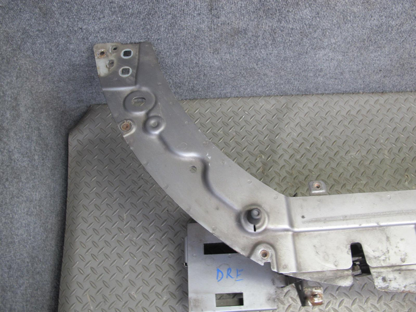2012-2019 Range Rover Evoque L538 Radiator Upper Core Support Tie Bar
