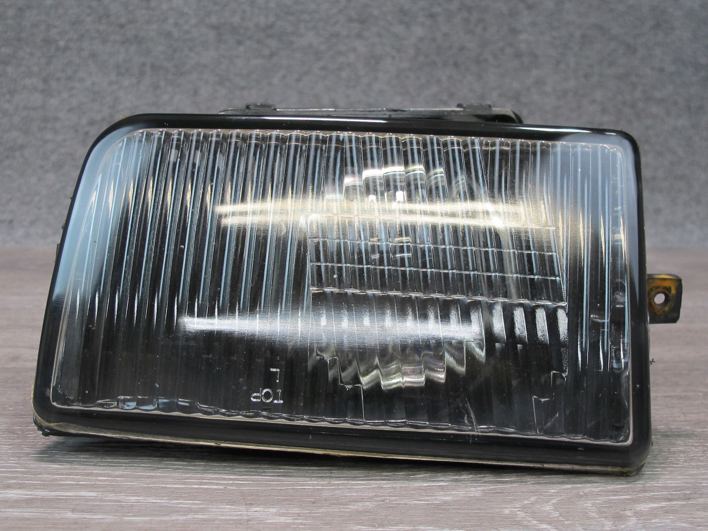 91-95 BMW E34 5-SERIES Front Left Fog Light Lamp 1384231 OEM