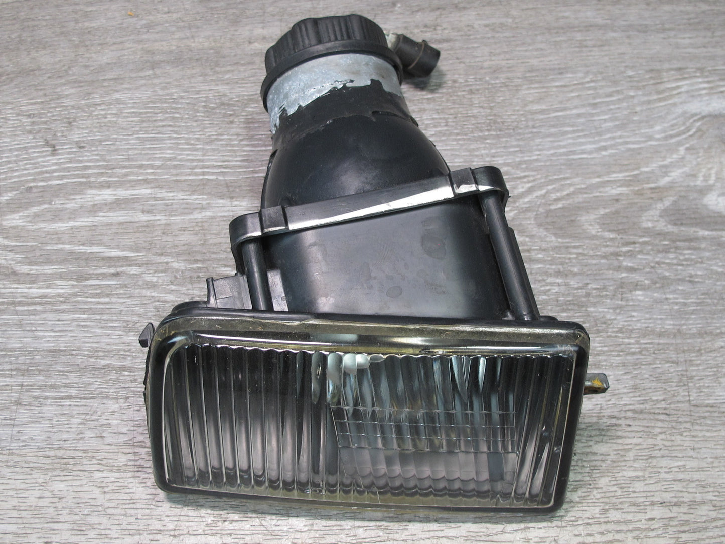 91-95 BMW E34 5-SERIES Front Left Fog Light Lamp 1384231 OEM