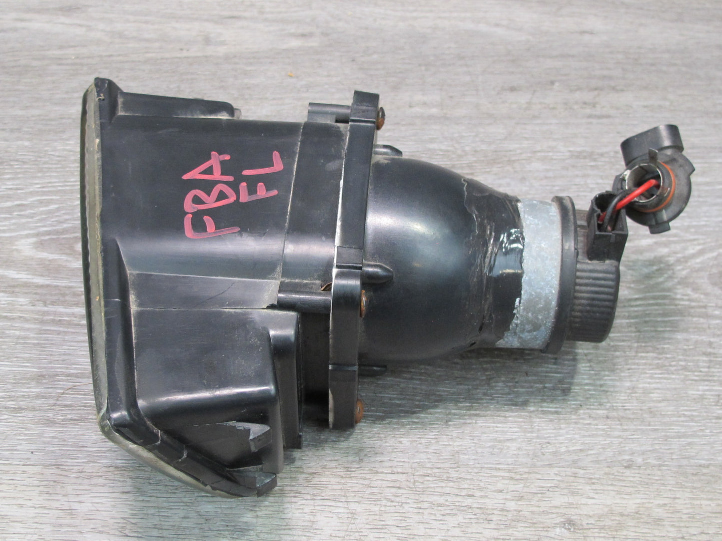 91-95 BMW E34 5-SERIES Front Left Fog Light Lamp 1384231 OEM