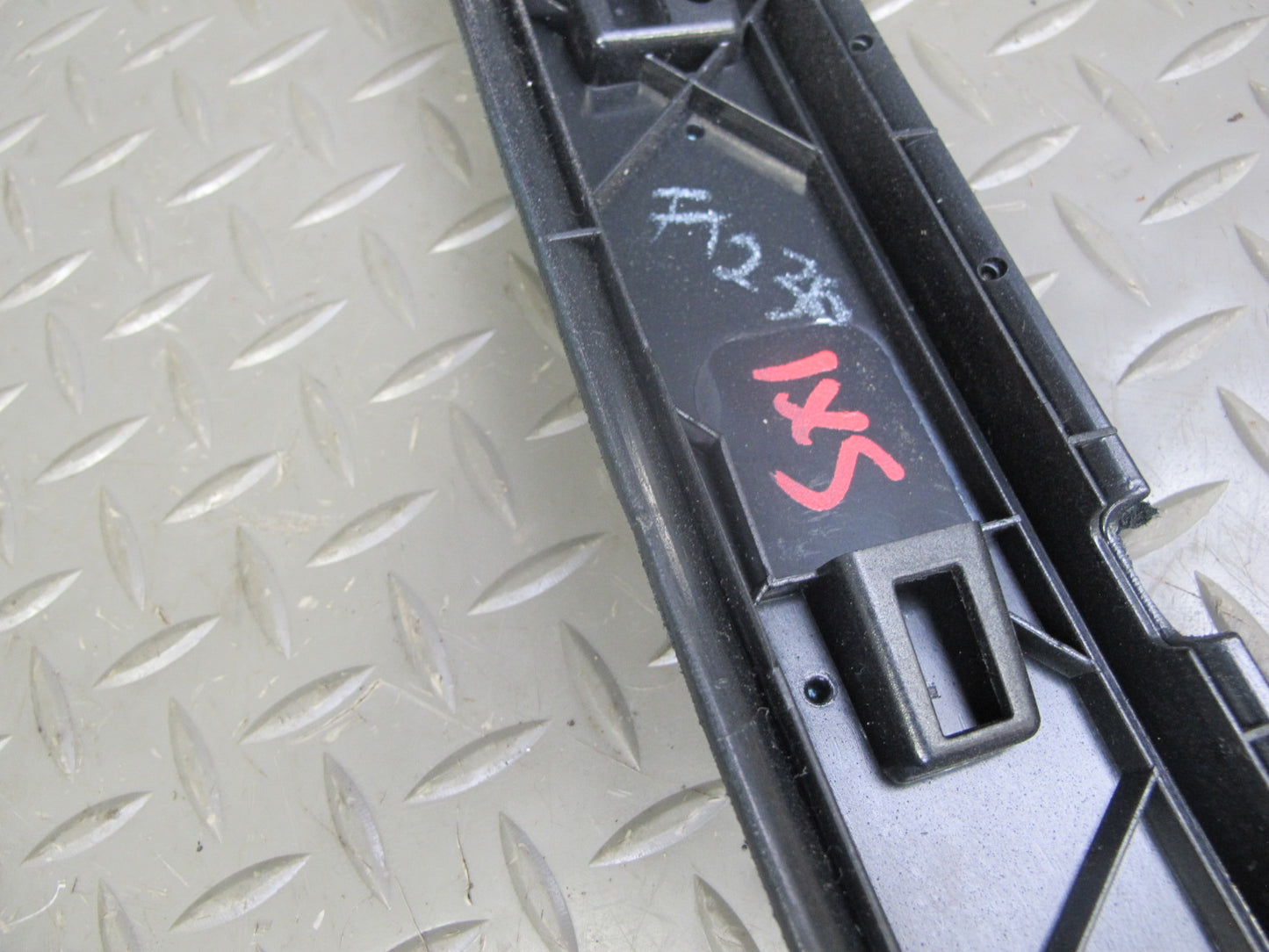 2008-2014 BMW E71 E72 X6 Center Console Left & Right Trim Cover Panel Set of 2