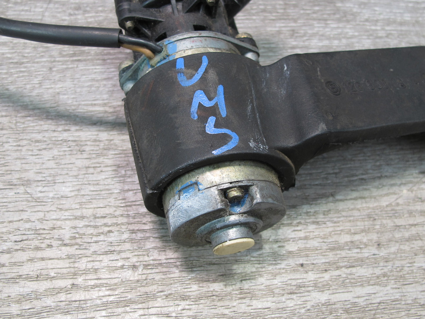 86-91 Mercedes W126 S-class Heater Control Recirculating Pump OEM