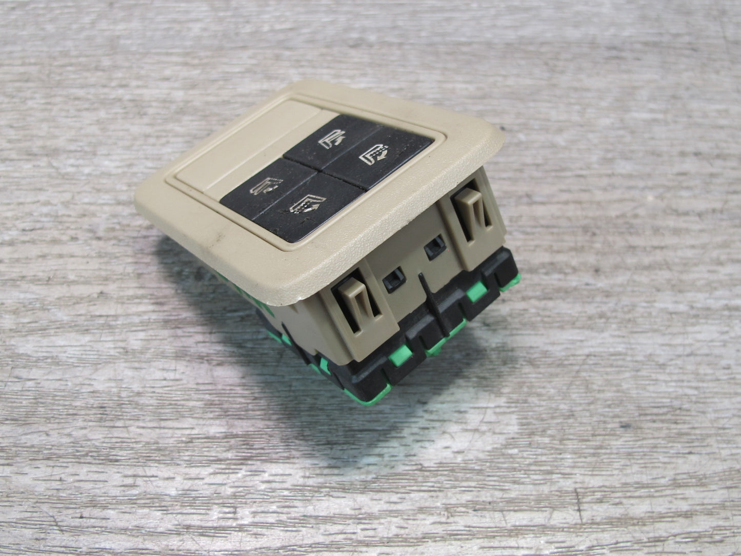 2013-2017 Land Range Rover L405 Rear Seat Fold Down Button Switch CPLA-14D340-AC