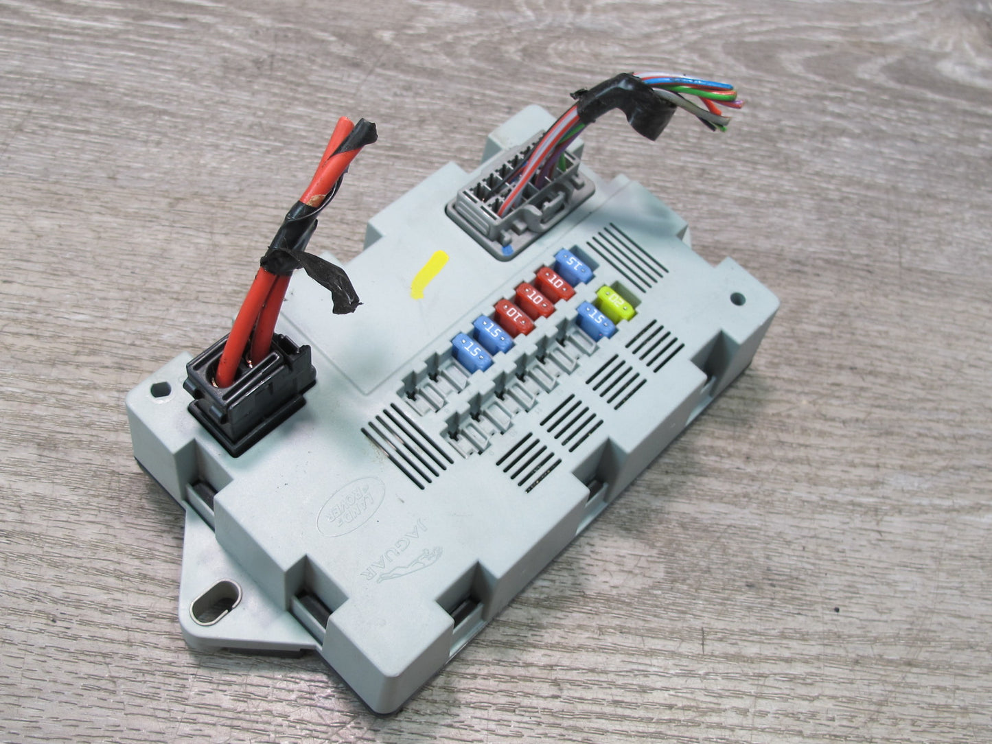 2014-2016 Land Range Rover L405 Rear Trunk Fuse Relay Box Module CPLA-14Q073-AA