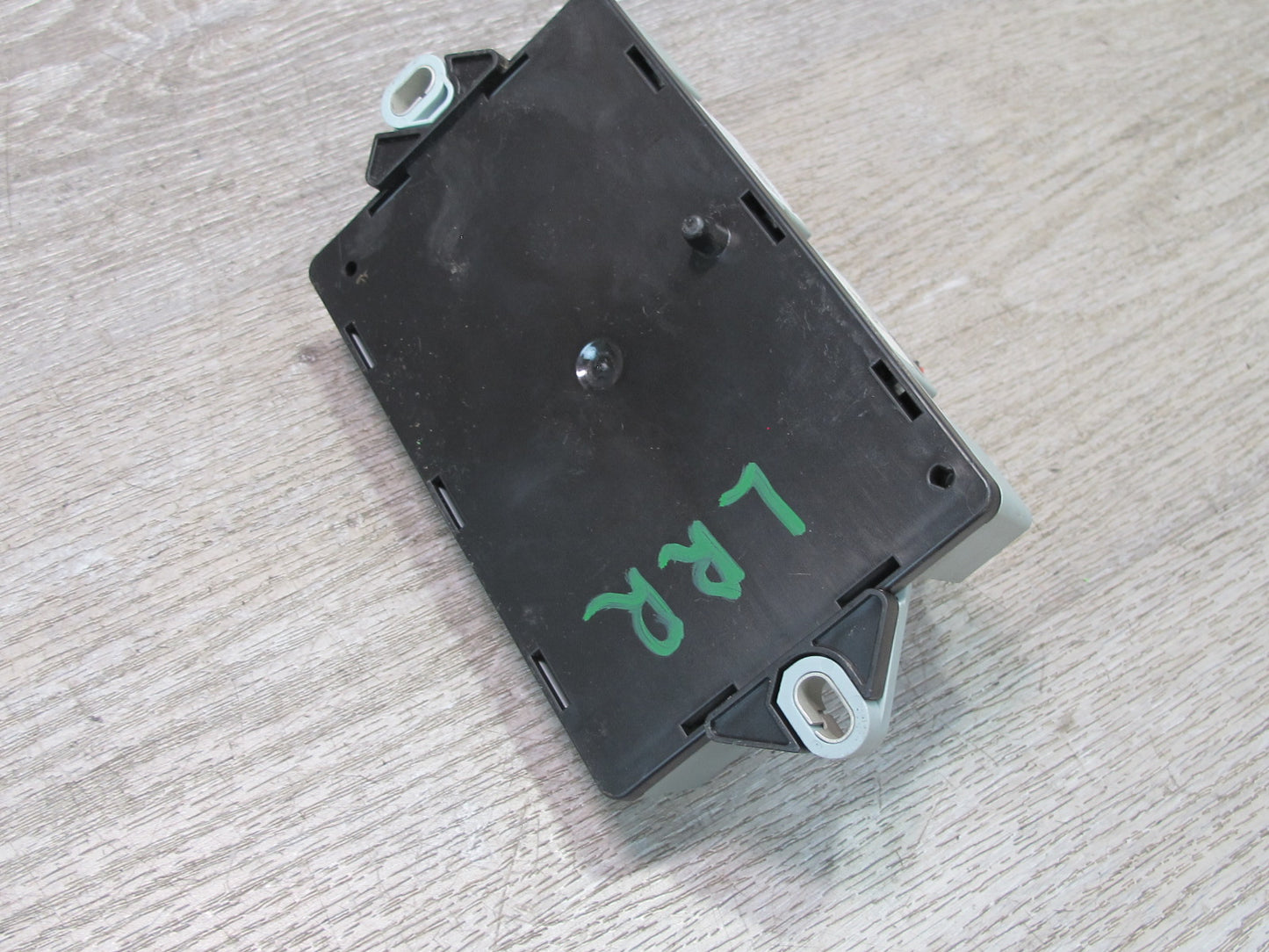 2014-2016 Land Range Rover L405 Rear Trunk Fuse Relay Box Module CPLA-14Q073-AA