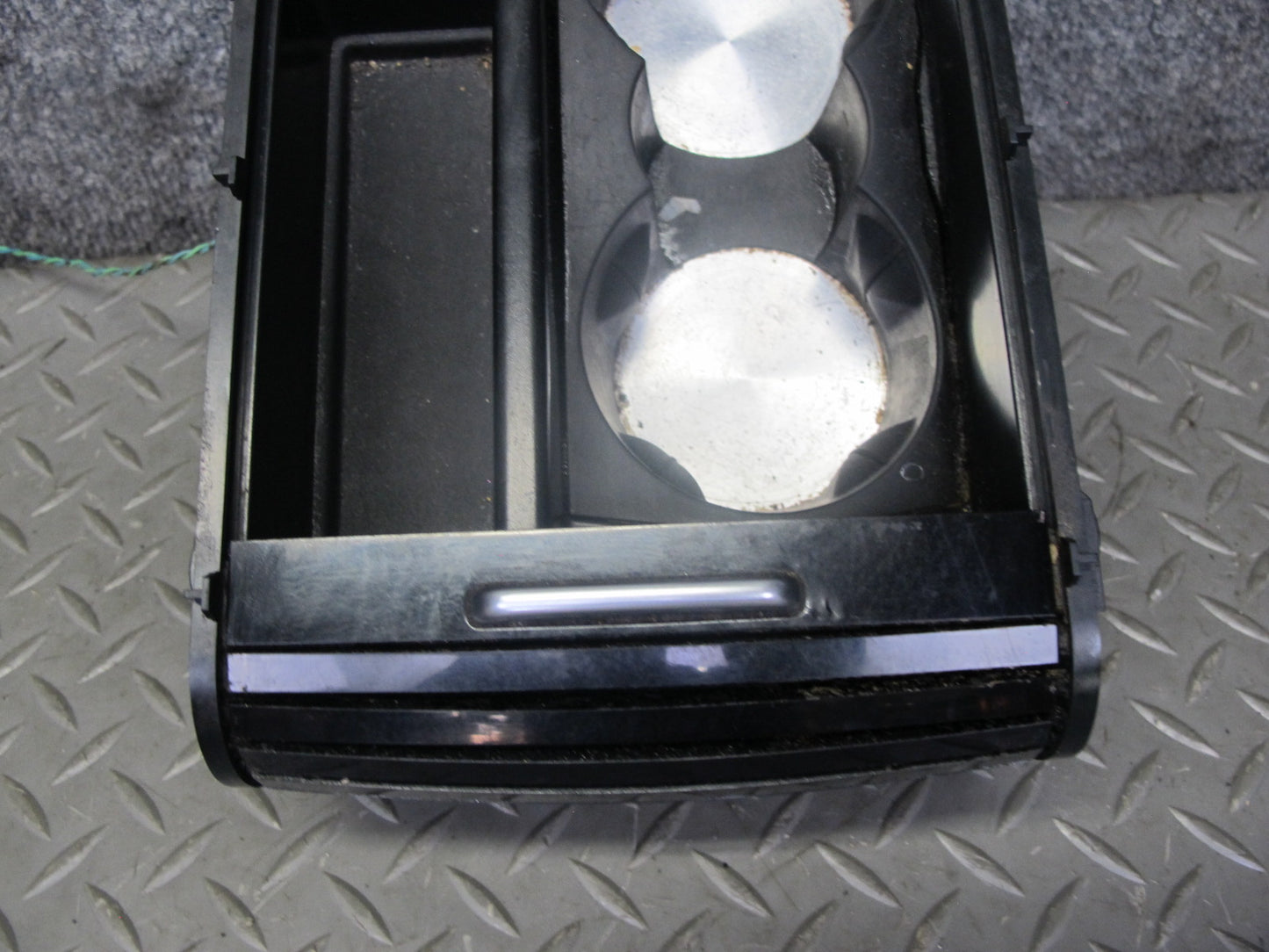 2012-2019 Range Rover Evoque L538 Center Console CUP Holder Storage