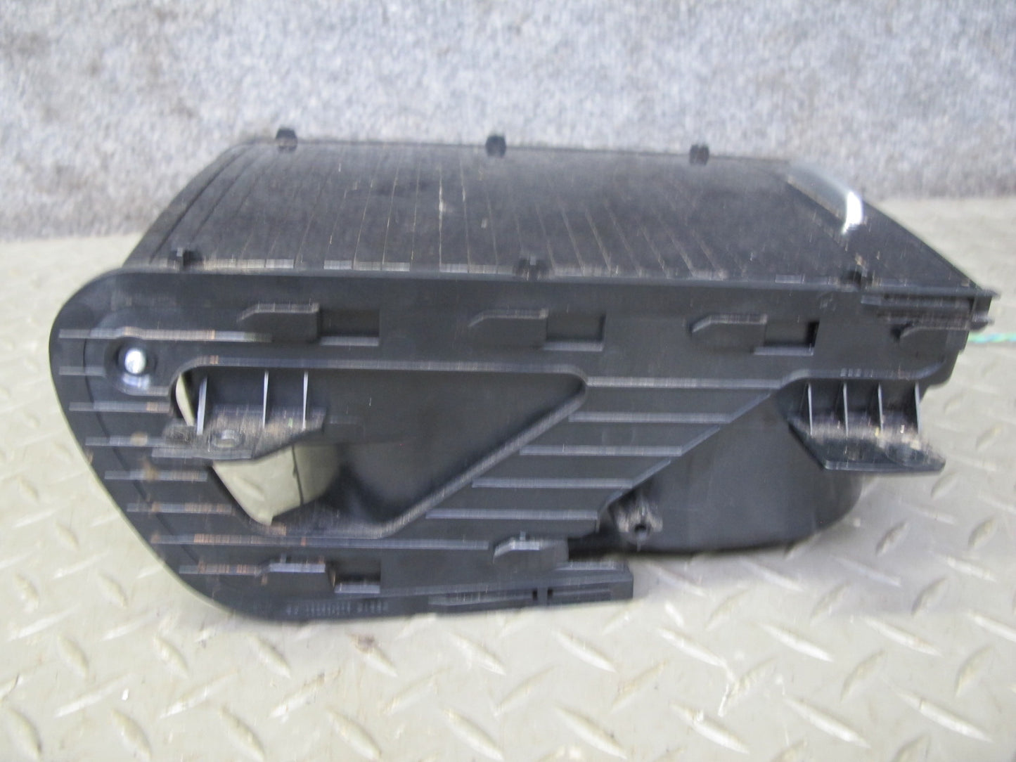 2012-2019 Range Rover Evoque L538 Center Console CUP Holder Storage