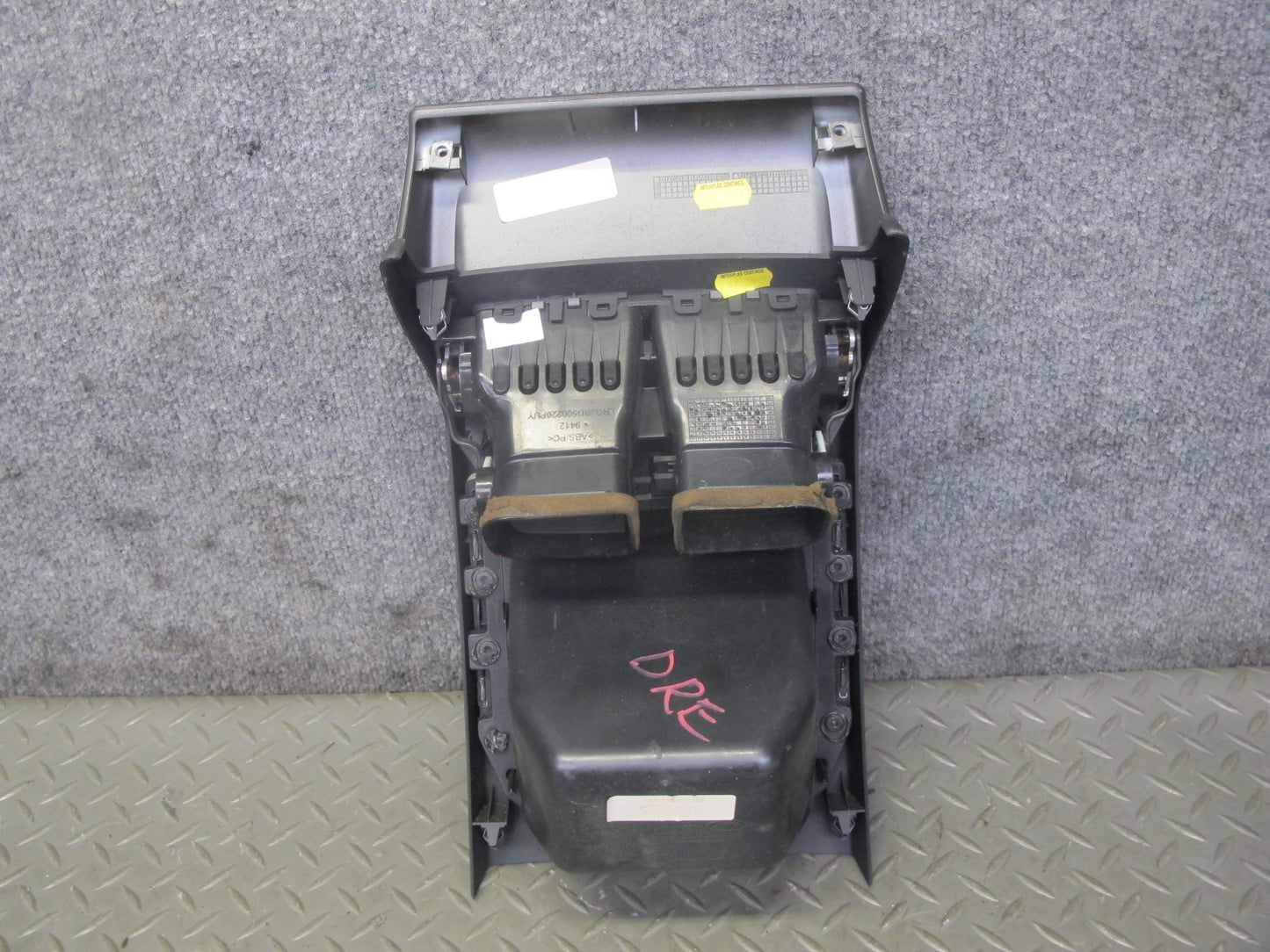 2012-2019 Range Rover Evoque L538 Rear Center Console Air Vent Trim Panel