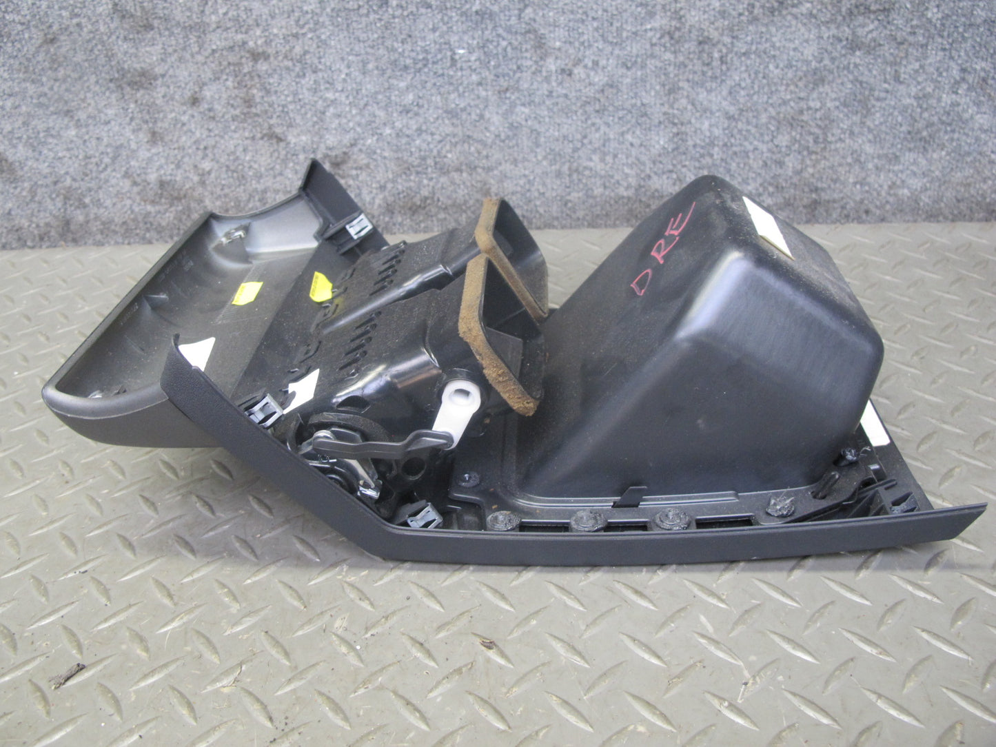 2012-2019 Range Rover Evoque L538 Rear Center Console Air Vent Trim Panel