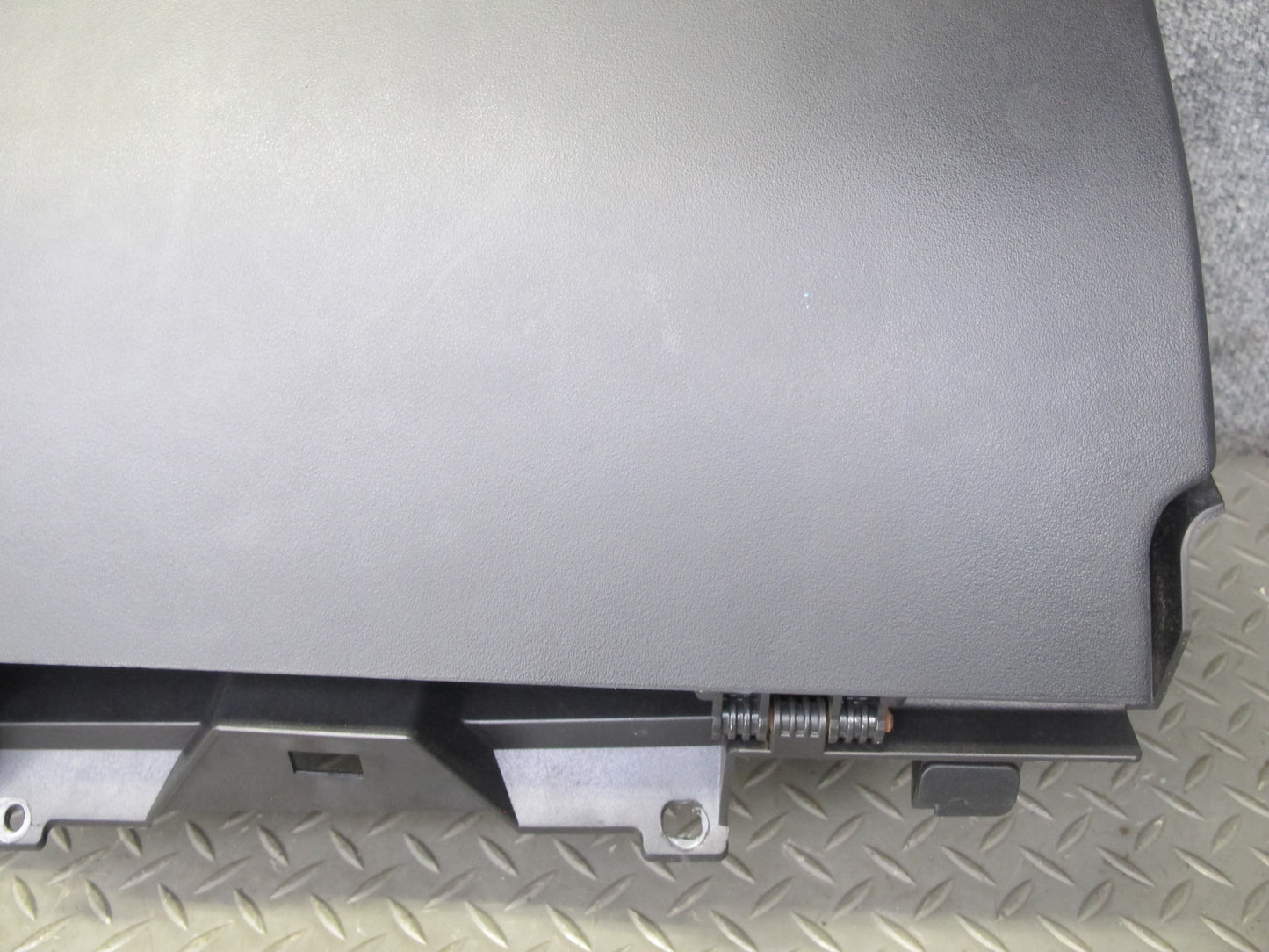 2012-2015 Range Rover Evoque L538 Dash Glove Box Compartment Storage