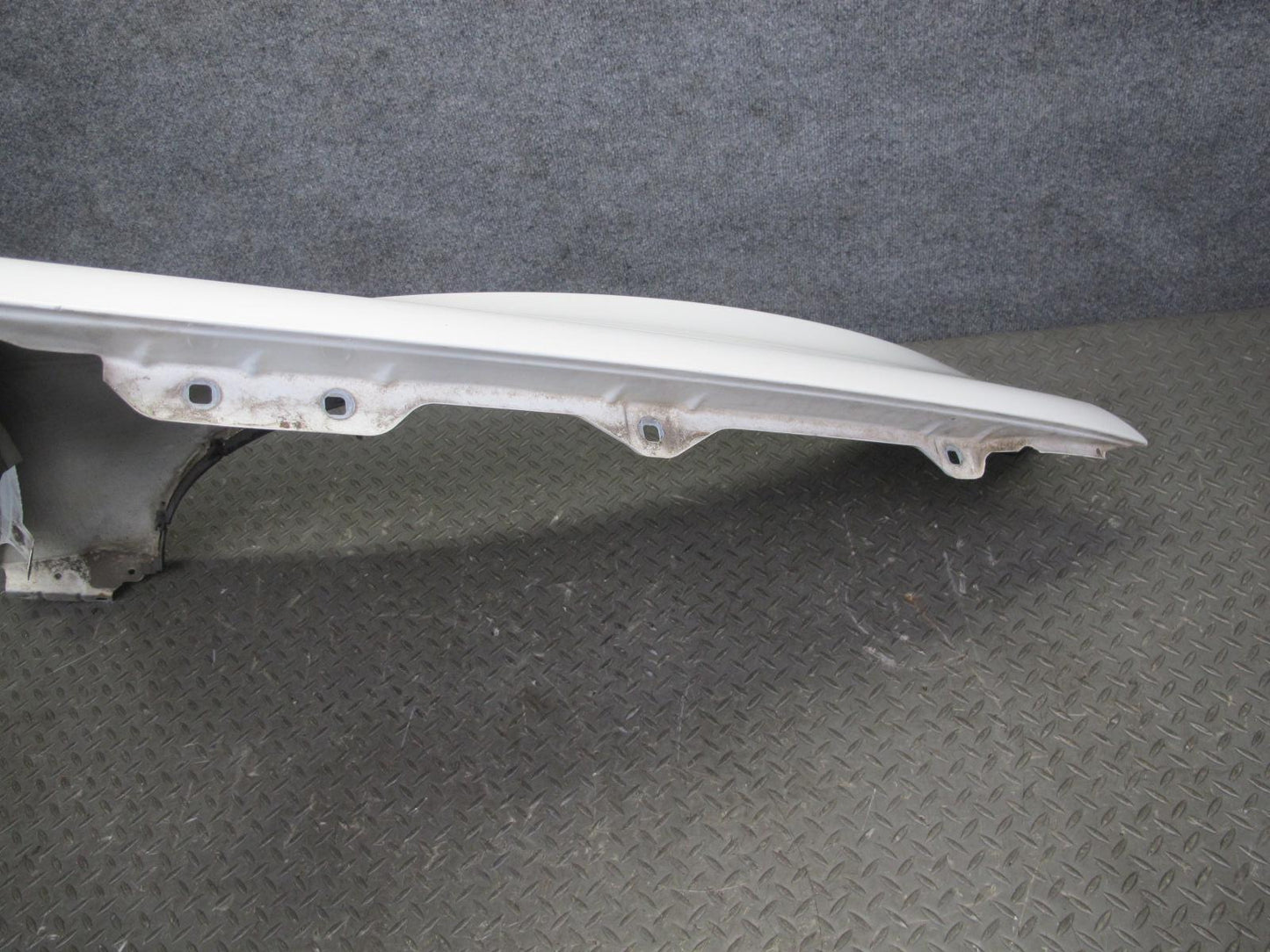07-11 Mercedes W164 ML63 AMG Front Left Fender Shell Panel Cover White OEM