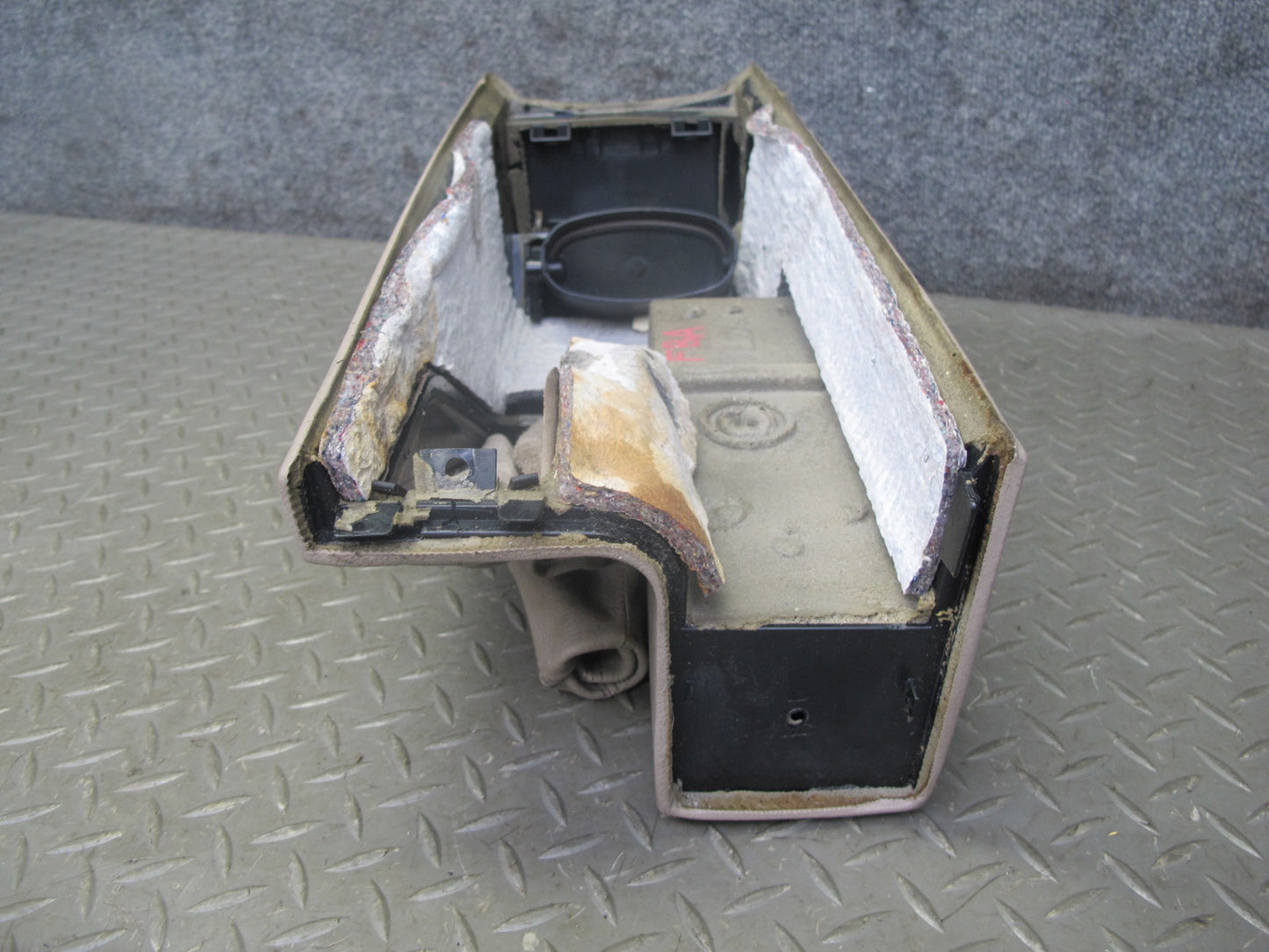 92-95 BMW E34 5-SERIES Center Console Trim Panel w Air Vent & Brake Boot OEM