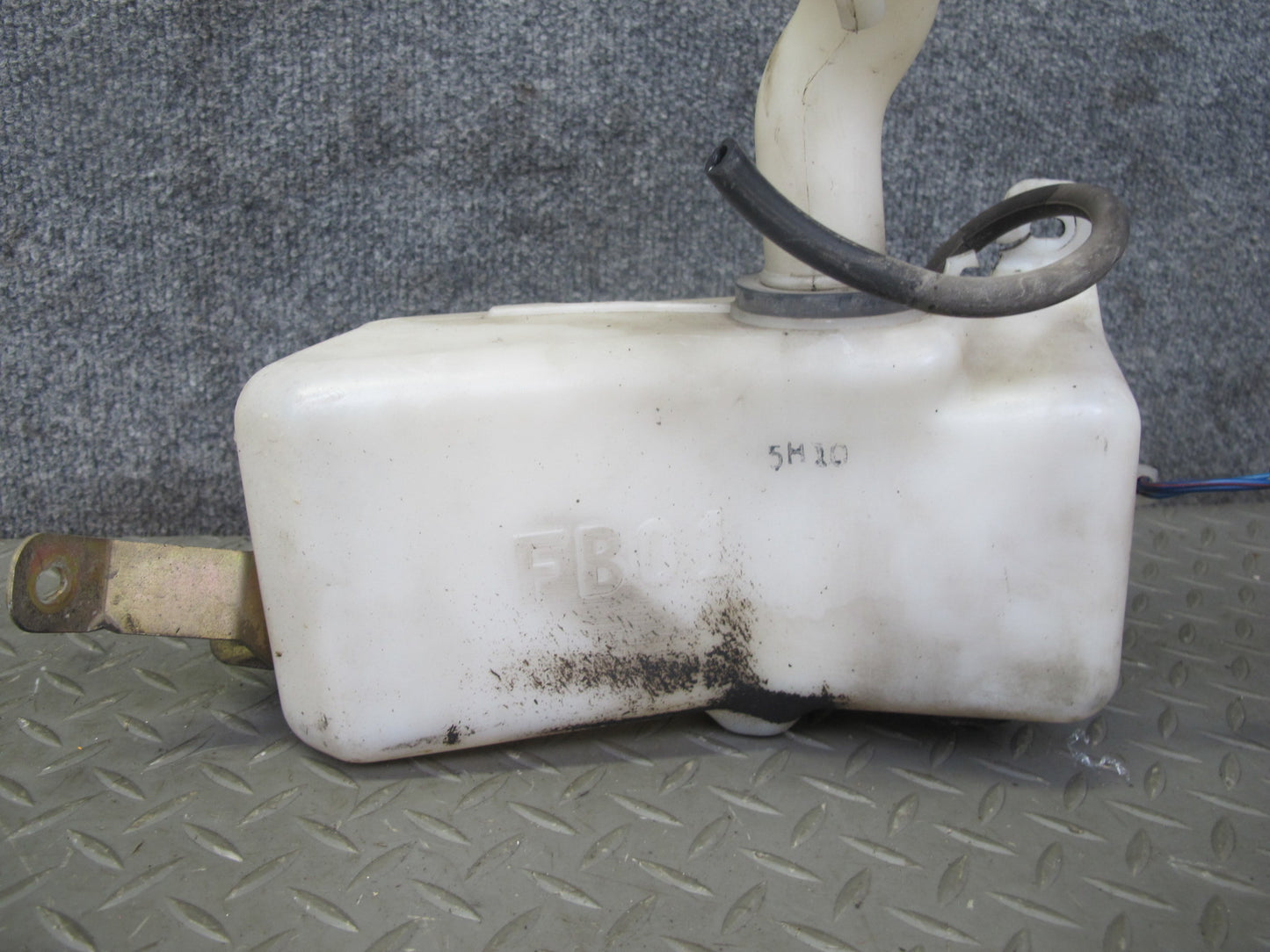 86-88 Mazda RX7 FC3S Front Windshield Washer Reservoir w Filler Neck & Pump OEM