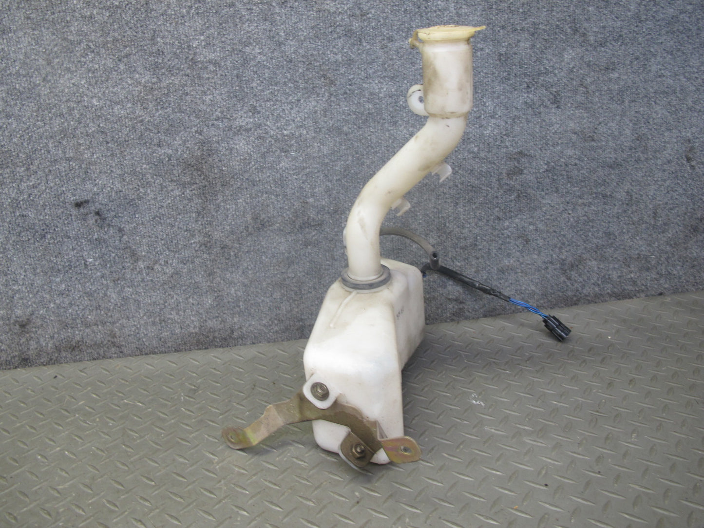 86-88 Mazda RX7 FC3S Front Windshield Washer Reservoir w Filler Neck & Pump OEM