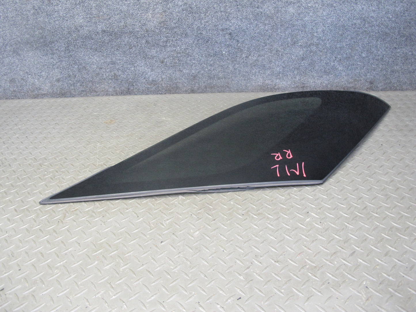 12-18 Mercedes W166 GLE Ml-class Rear Right Quarter Window Glass OEM