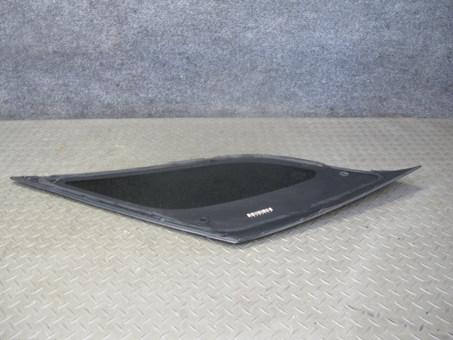 12-18 Mercedes W166 GLE Ml-class Rear Left Quarter Window Glass OEM