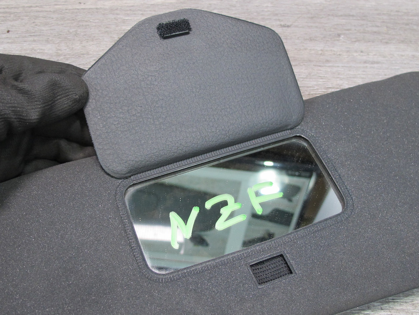 90-96 Nissan Z32 300ZX Coupe Set of 2 Front Left & Right Sun Visor Black OEM