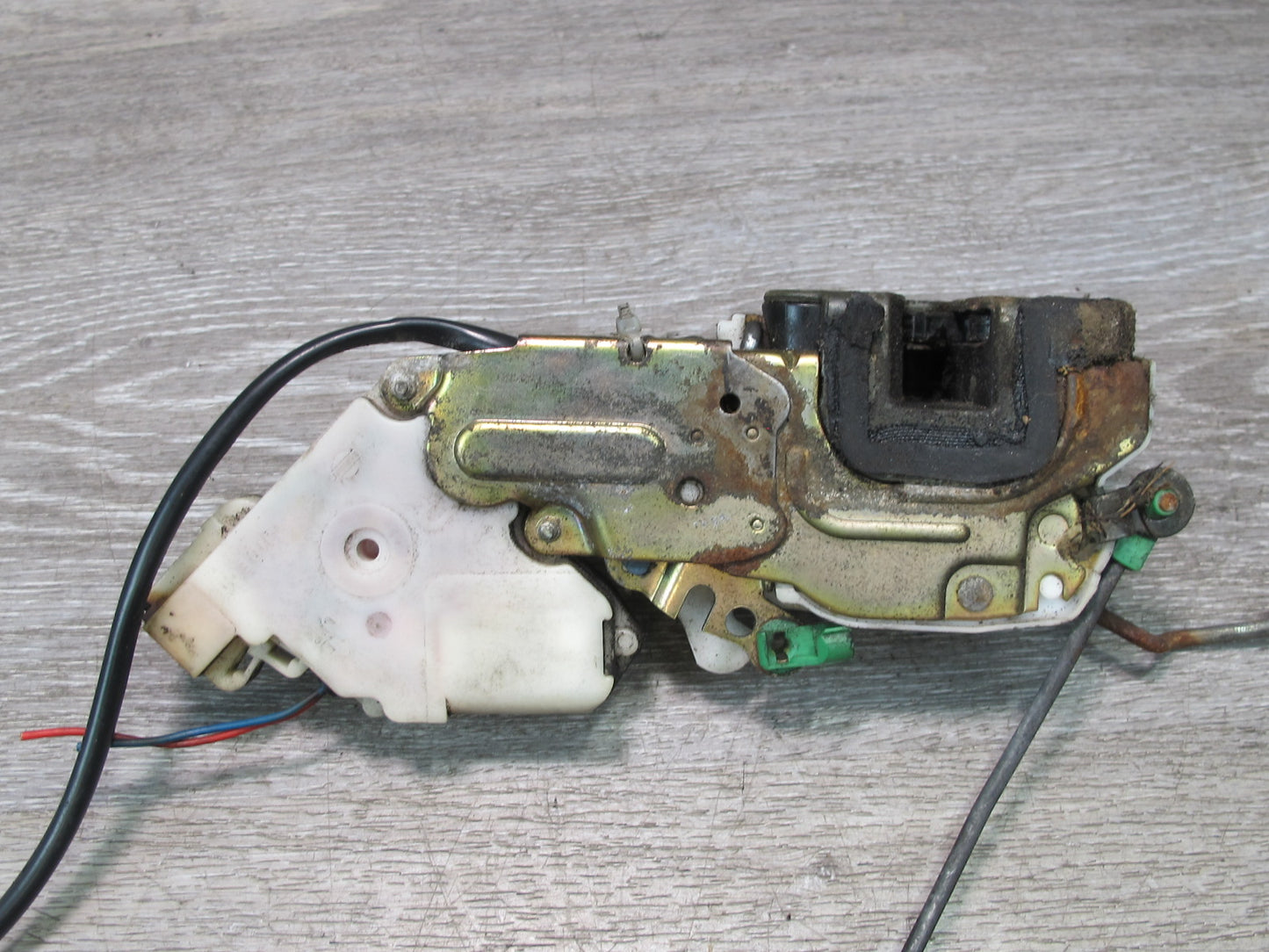 92-96 Nissan Z32 300ZX Left Driver Door Lock Latch Actuator 80551-45P00 OEM