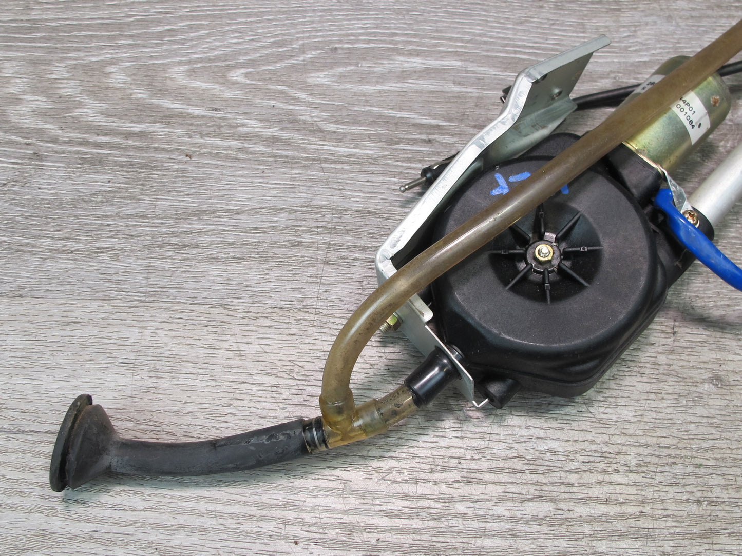 90-96 Nissan Z32 300ZX 2+0 Rear Power Electric Antenna Motor Assembly OEM