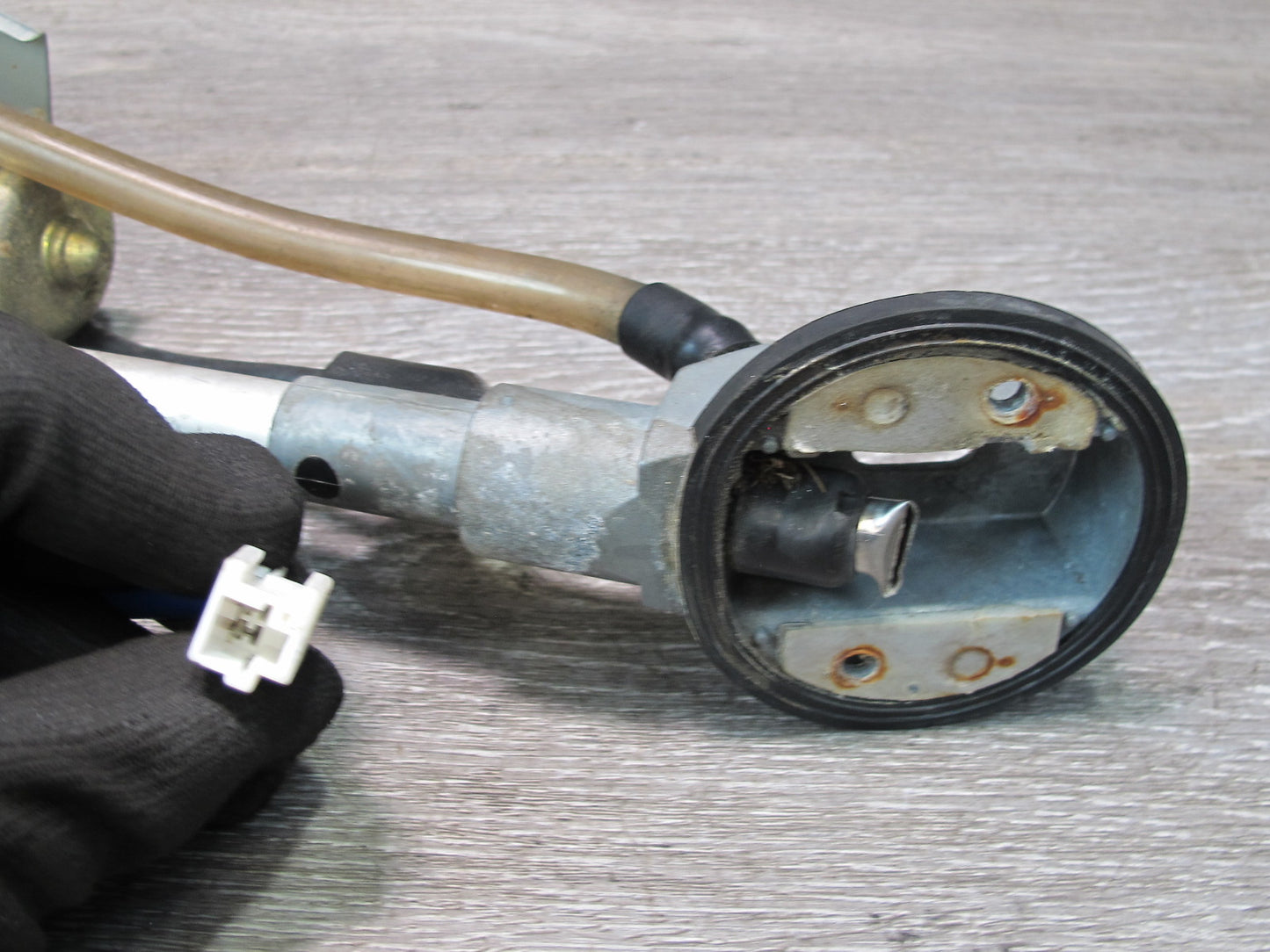 90-96 Nissan Z32 300ZX 2+0 Rear Power Electric Antenna Motor Assembly OEM
