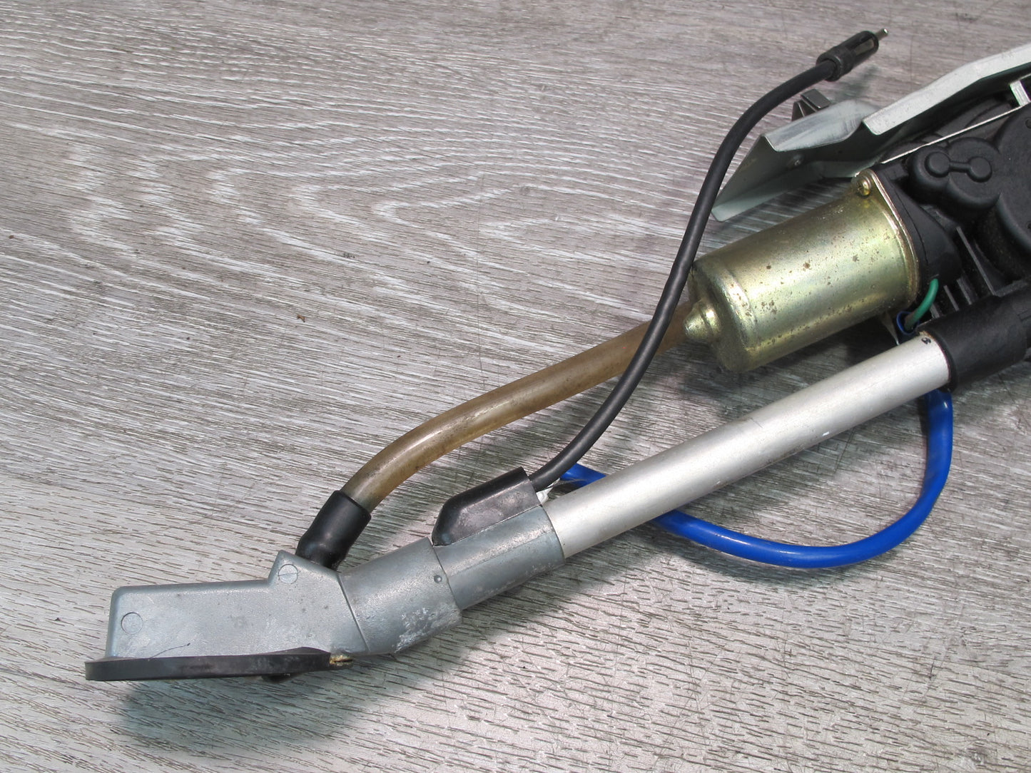 90-96 Nissan Z32 300ZX 2+0 Rear Power Electric Antenna Motor Assembly OEM