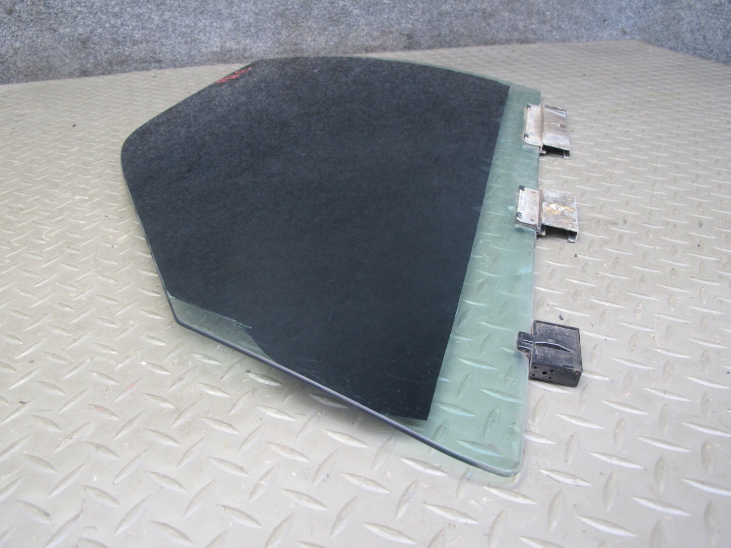 89-95 BMW E34 5-SERIES Front Left Driver Door Glass Window OEM